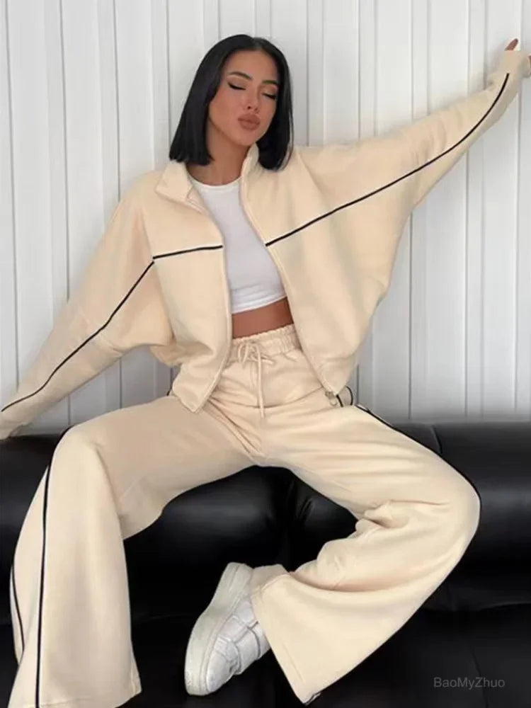LYONÈ – High-Collar Luxe Tracksuit