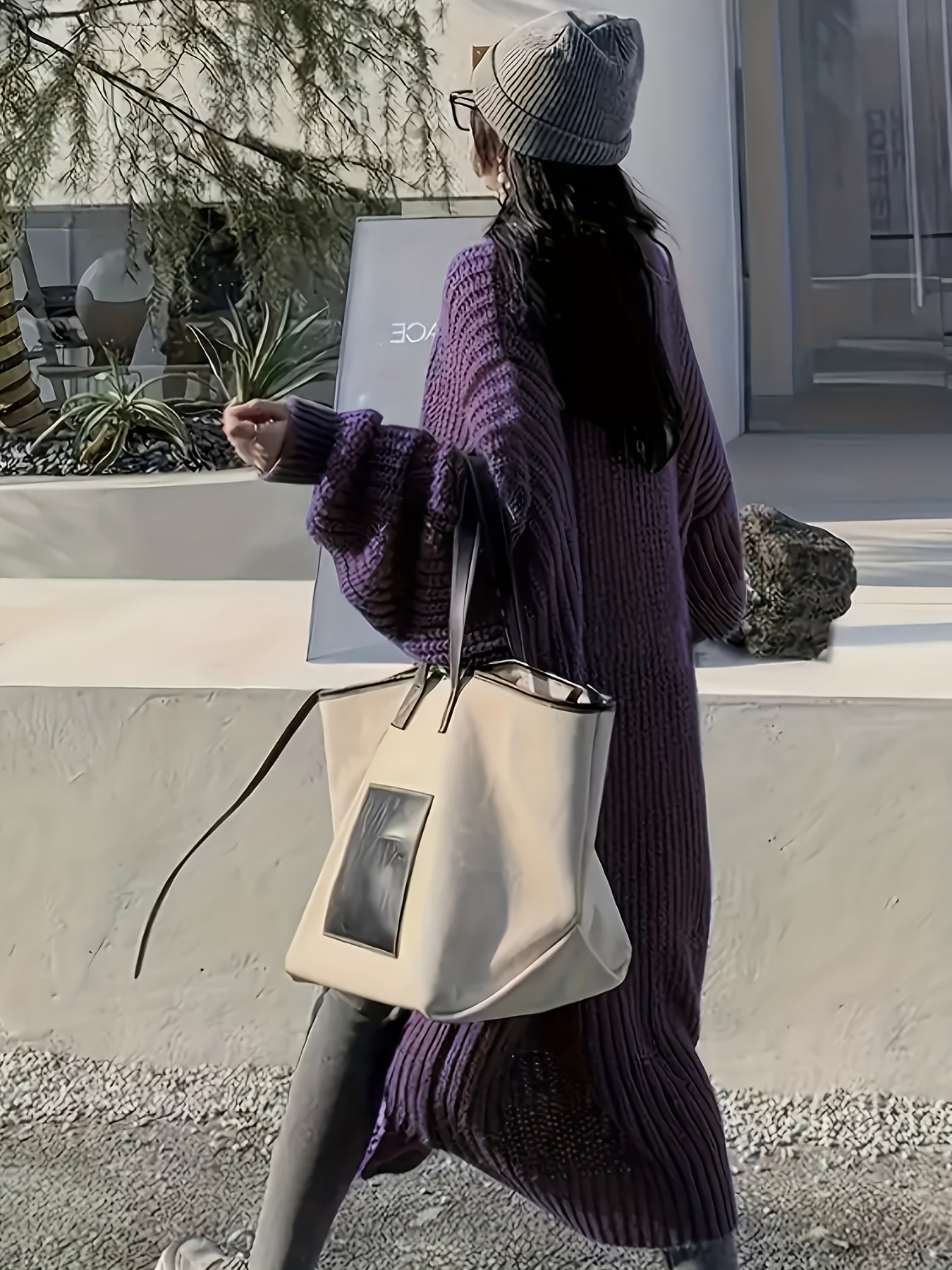 Élise – De Tijdloze Knopencharme