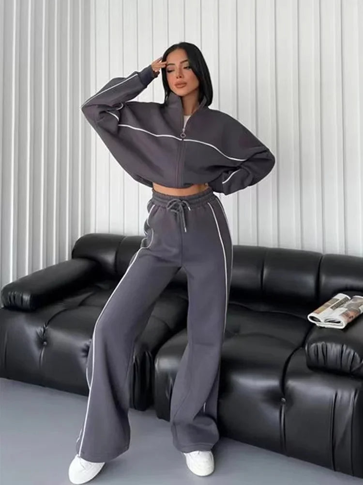 LYONÈ – High-Collar Luxe Tracksuit
